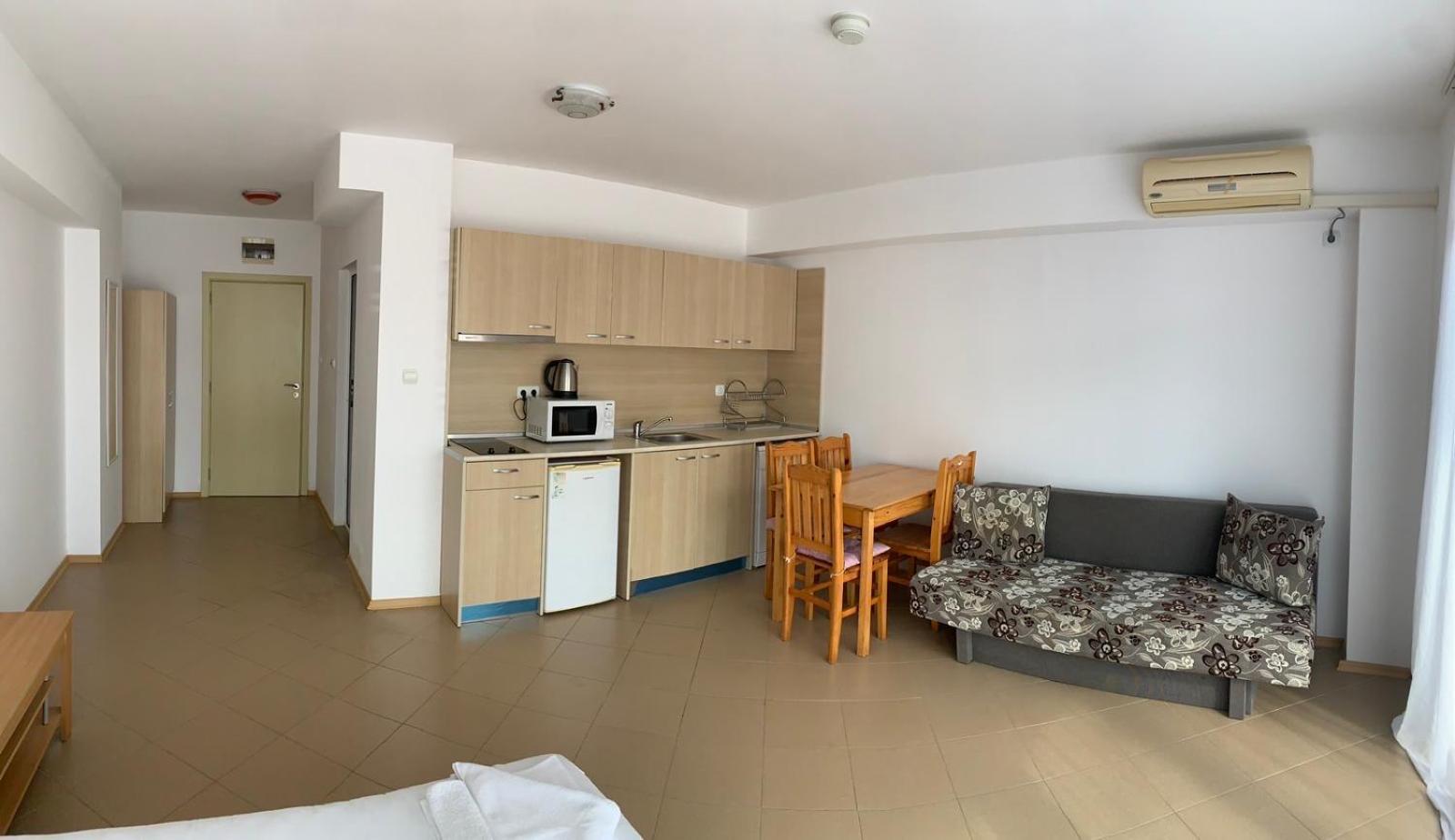 Grand Kamelia Apartments סאני ביץ' מראה חיצוני תמונה