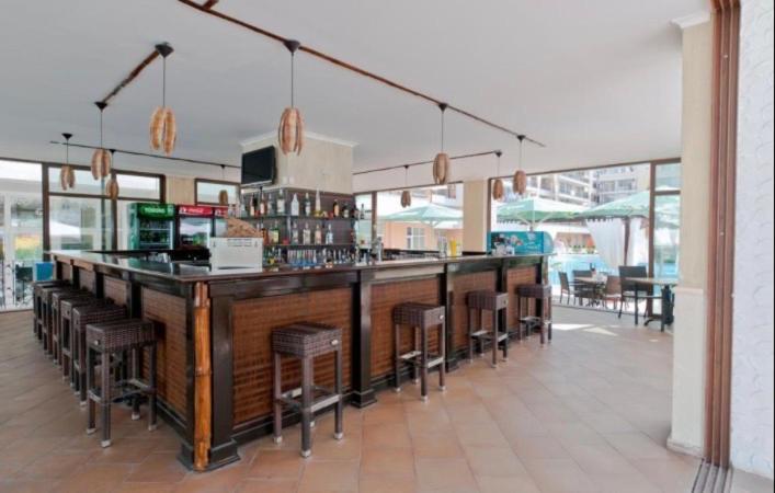 Grand Kamelia Apartments סאני ביץ' מראה חיצוני תמונה