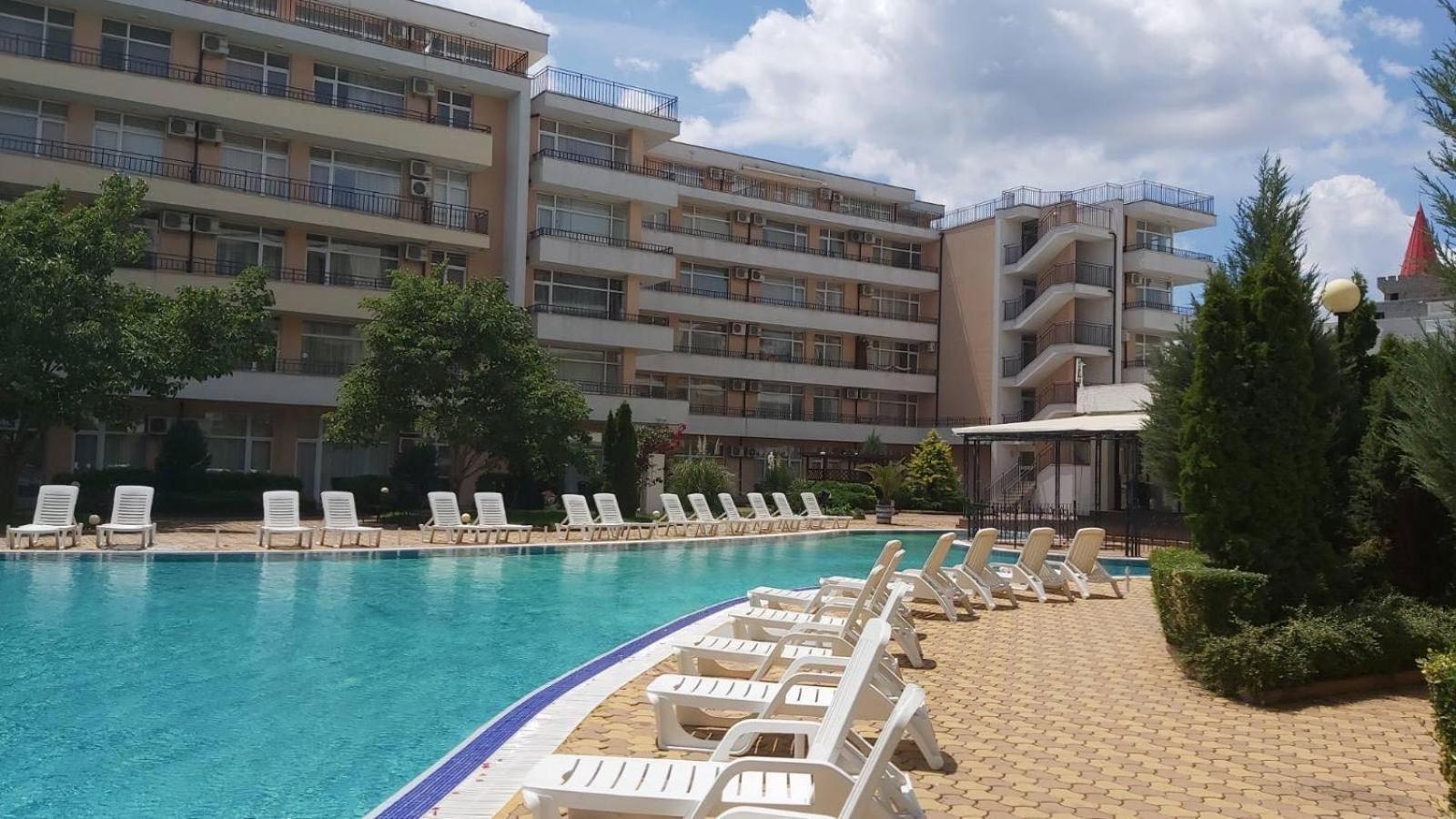 Grand Kamelia Apartments סאני ביץ' מראה חיצוני תמונה