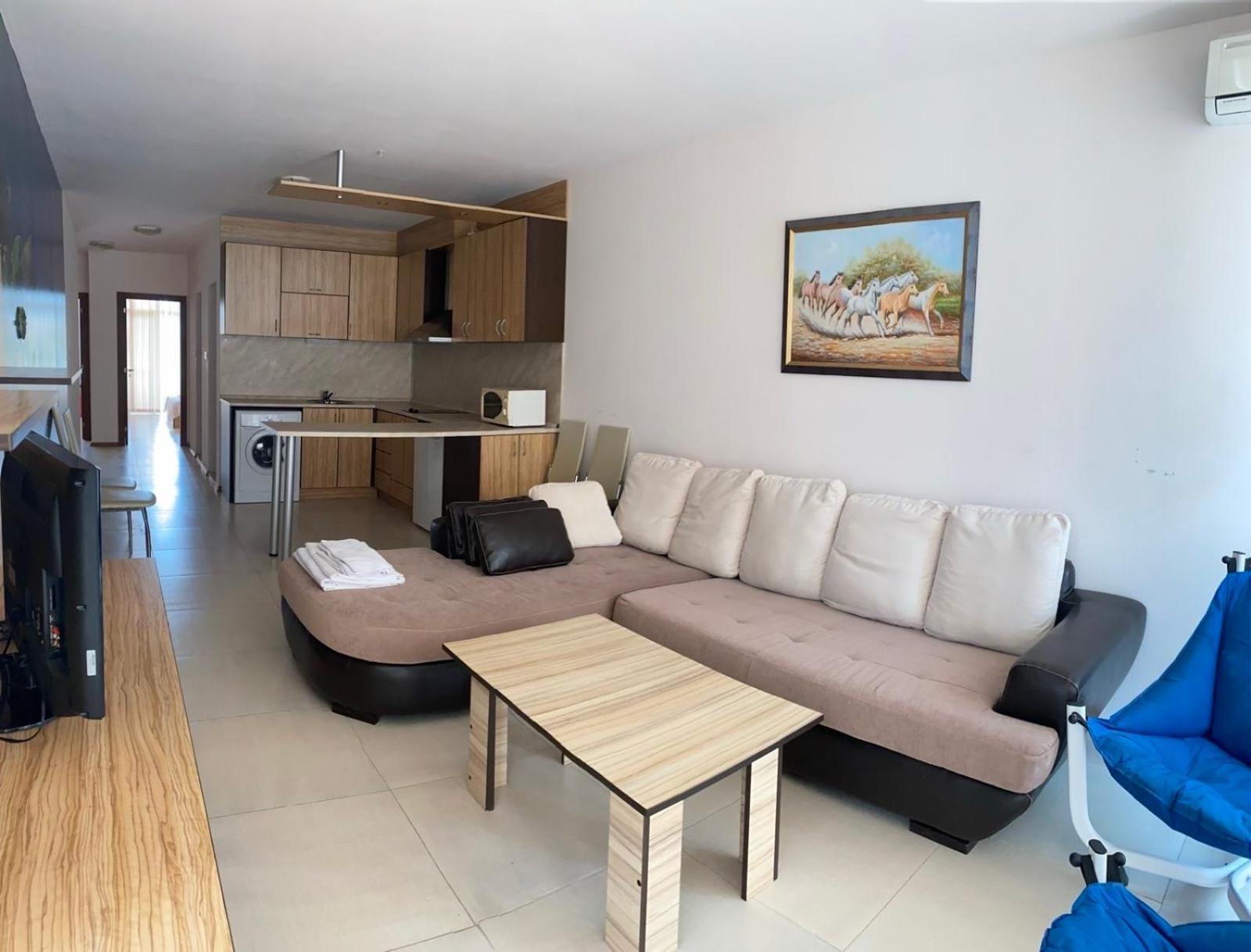 Grand Kamelia Apartments סאני ביץ' מראה חיצוני תמונה